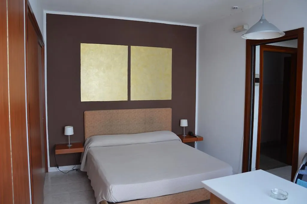 Hotel & Residence Europa Alguer 3*,